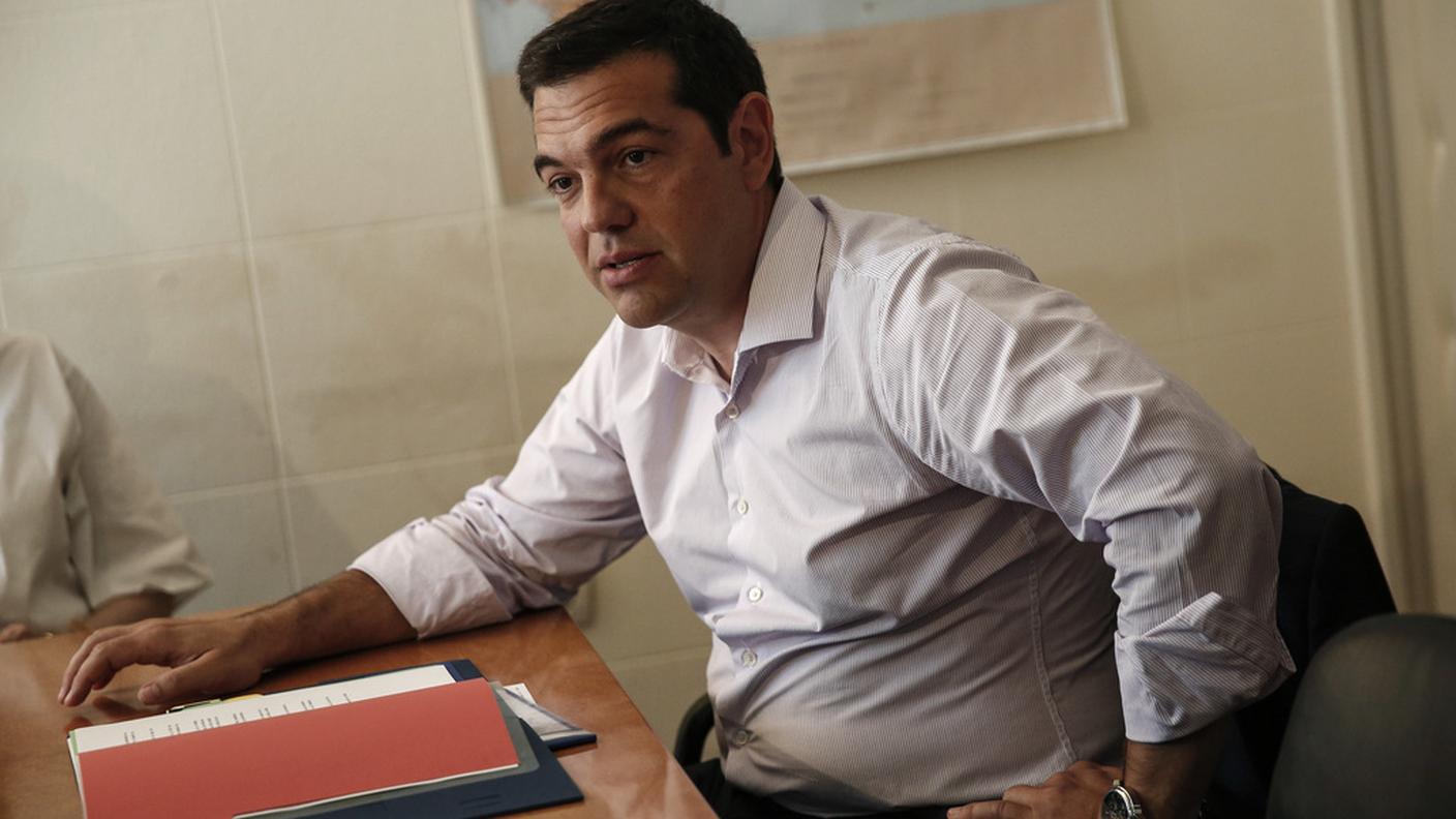 Tsipras chiede al Parlamento un voto favorevole
