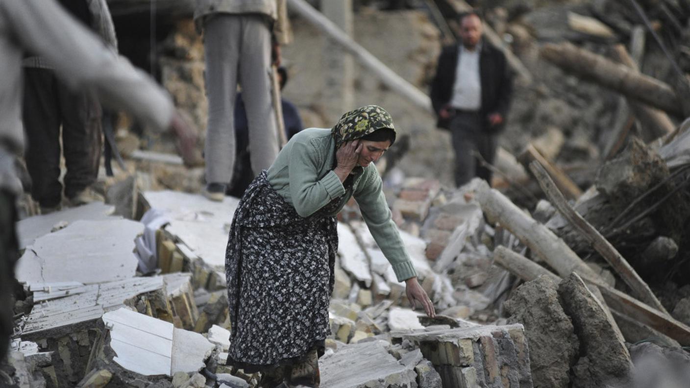terremoto Teheran ky 20.jpg