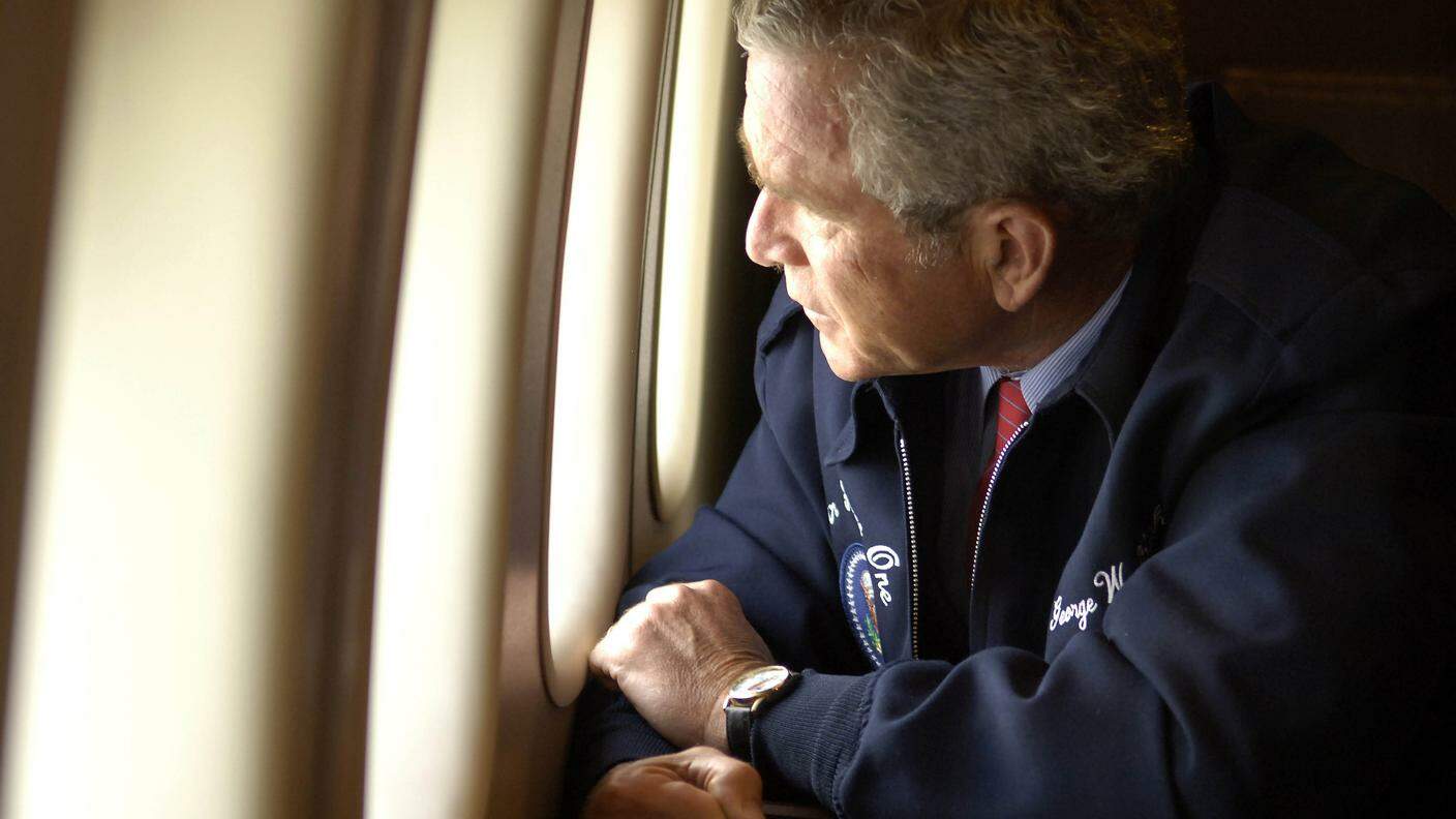 Bush dall'aereo