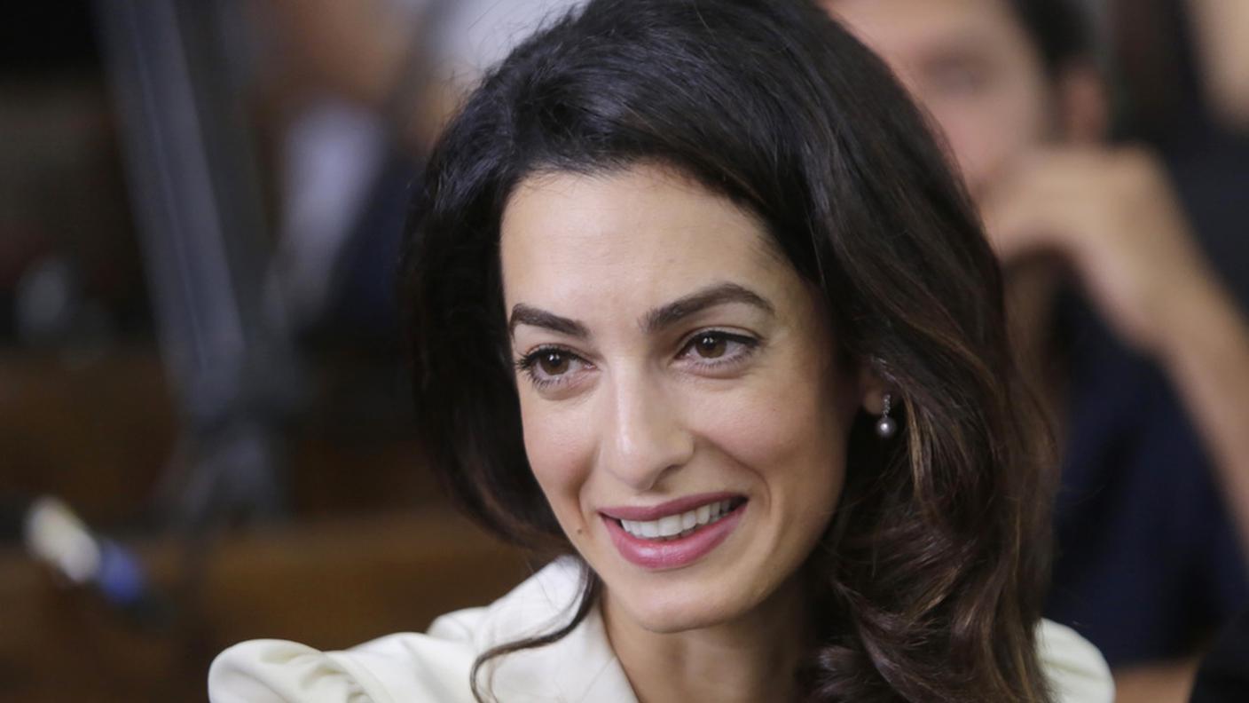 Un intenso primo piano della donna