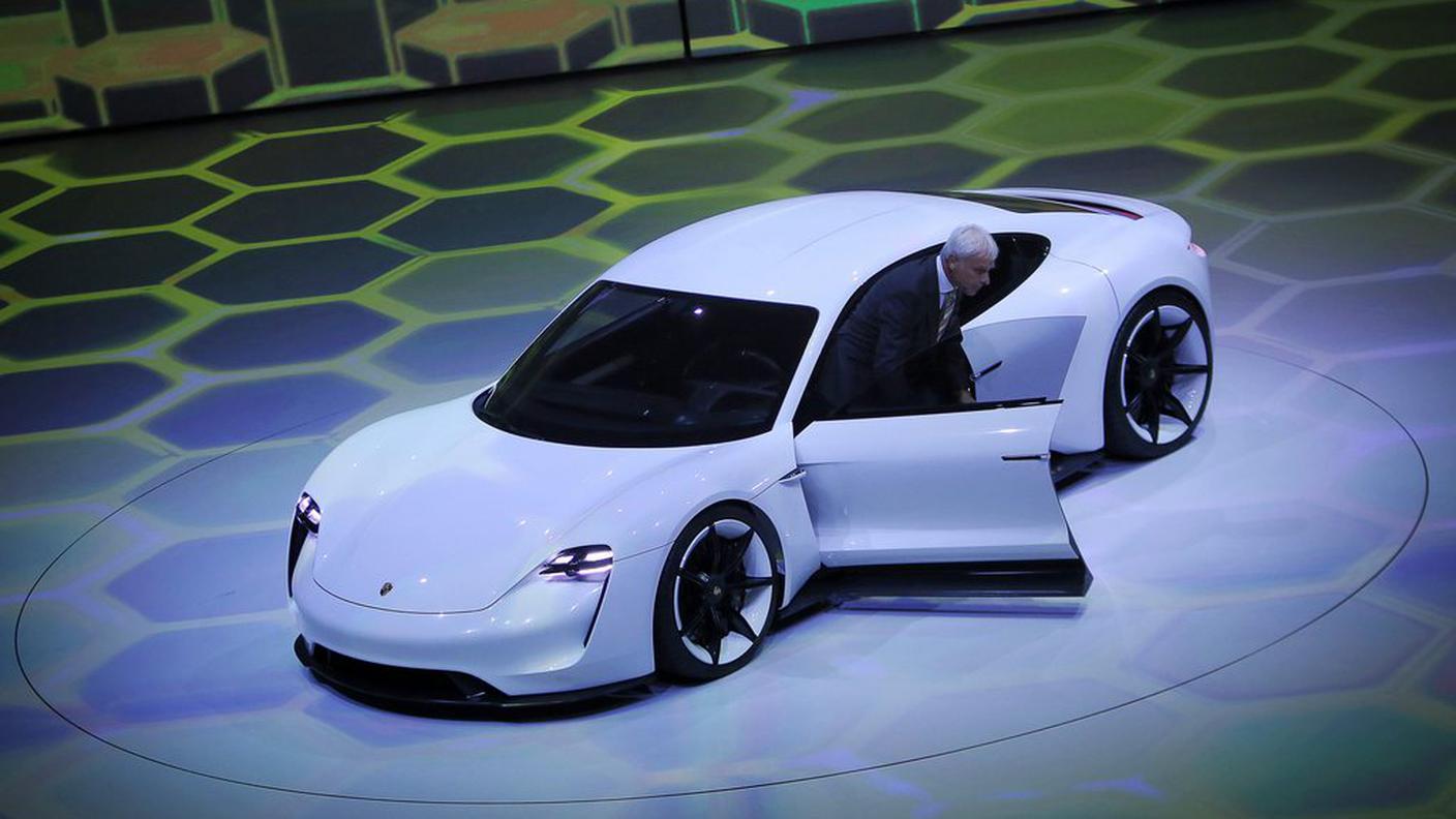 Prima mondiale per il prototipo Porsche Mission E