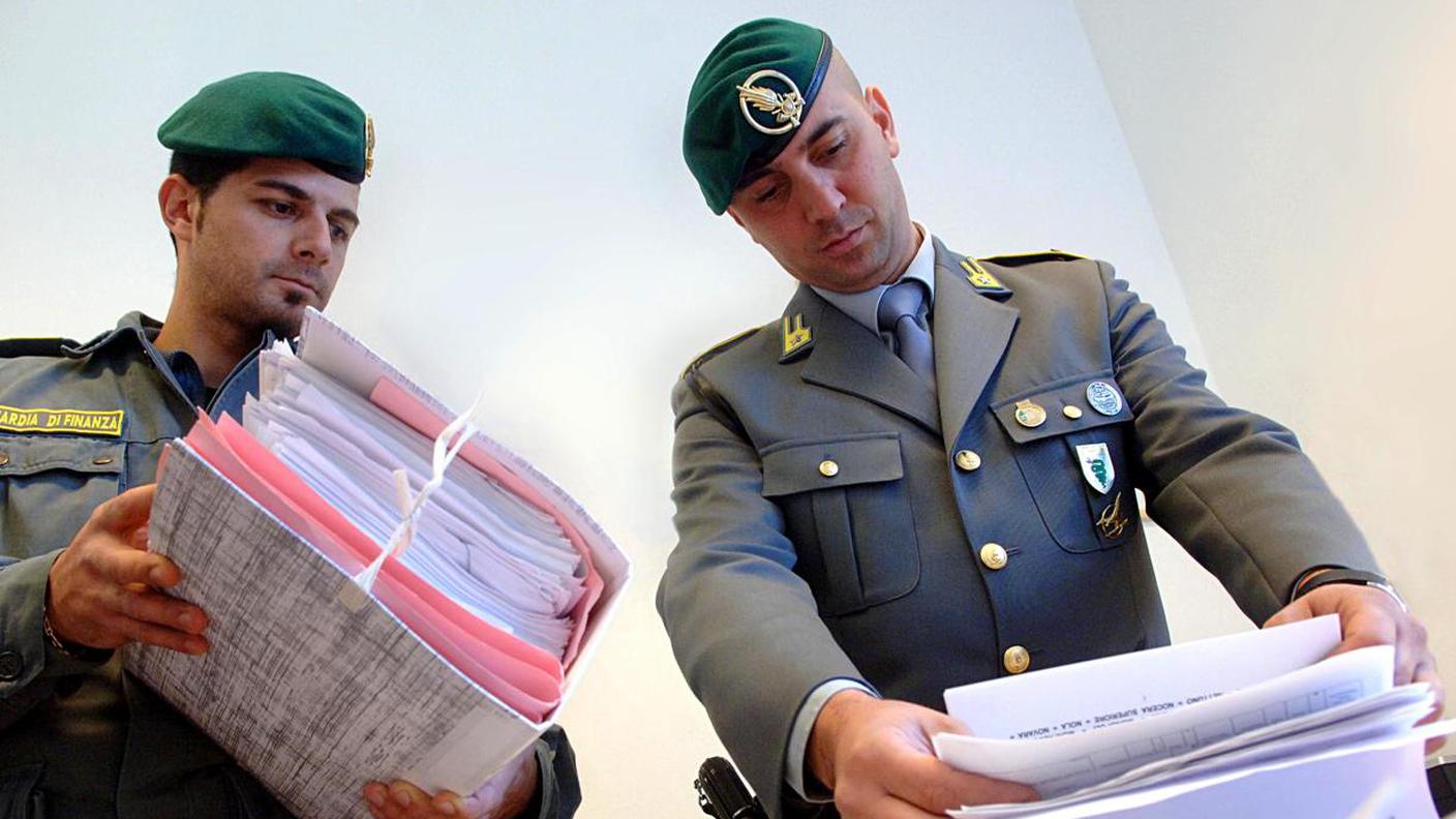Le carte riunite dalla guardia di finanza parlano di un malandazzo diffuso a tutti i livelli e in tutte le regioni