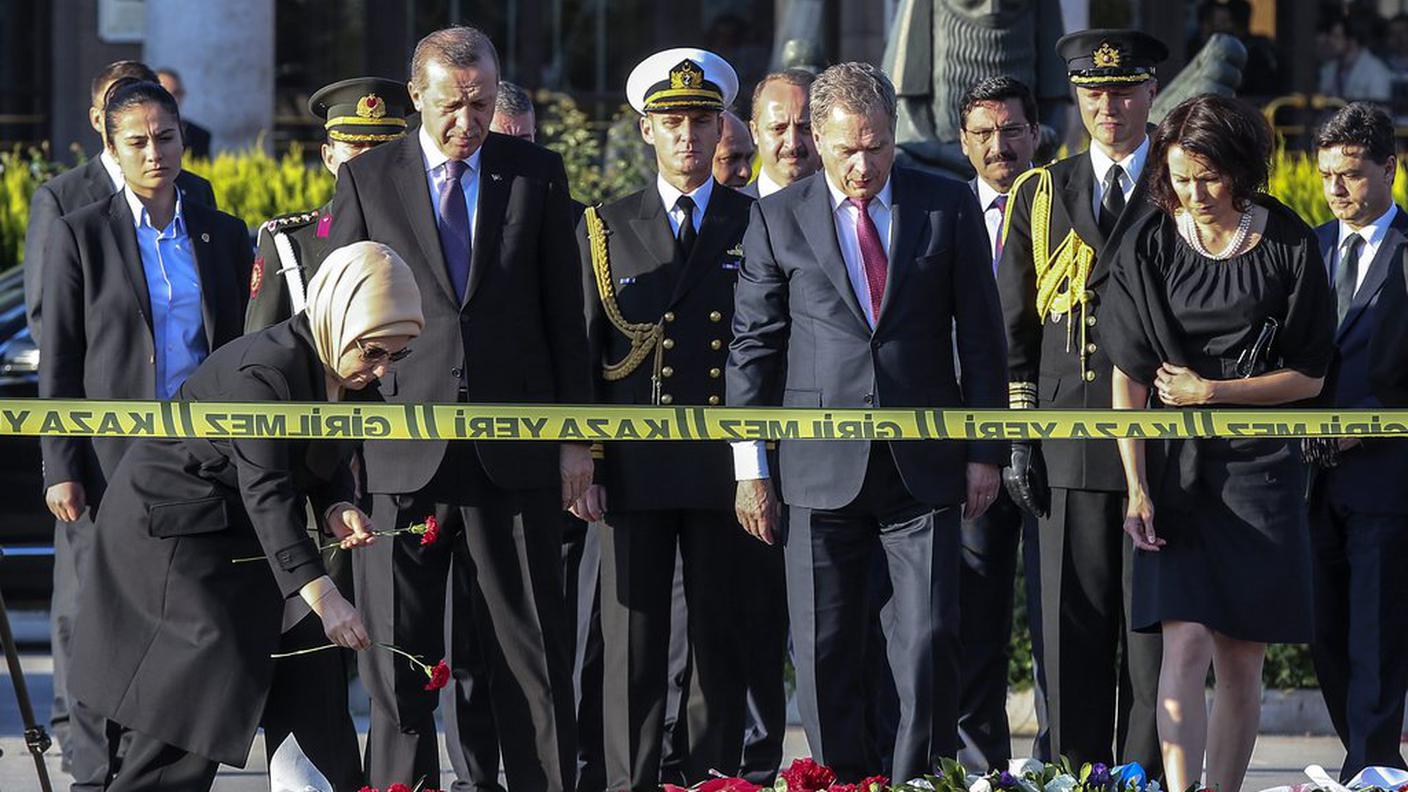 Il presidente turco Recep Tayyip Erdogan (secondo da sinistra)