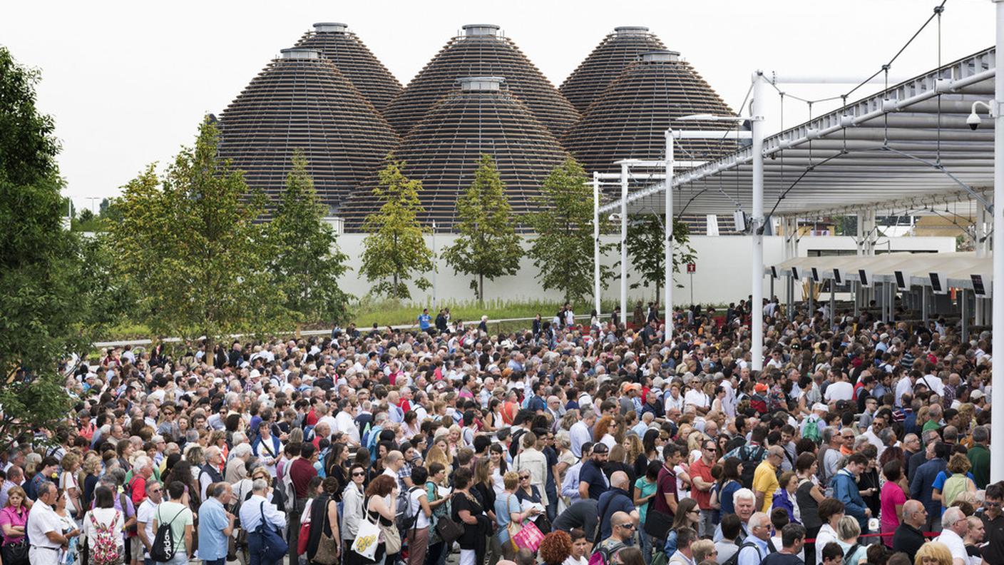 Lunghe code a Expo. Sabato 10 ottobre i visitatori sono stati 272'785 