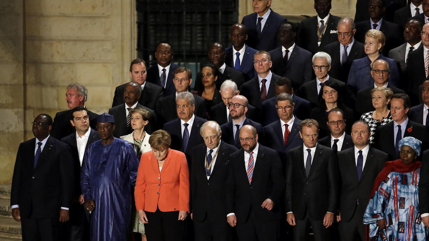 La presidente della Confederazione, Simonetta Sommaruga, tra i leader europei e africani