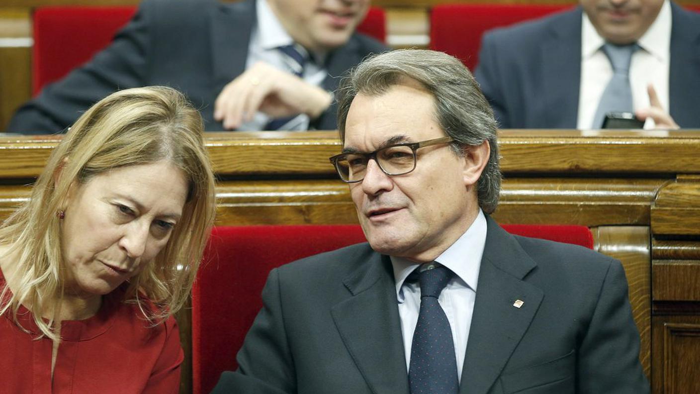 Neus Munté e Artur Mas, il presidente regionale, non intendono rinunciare