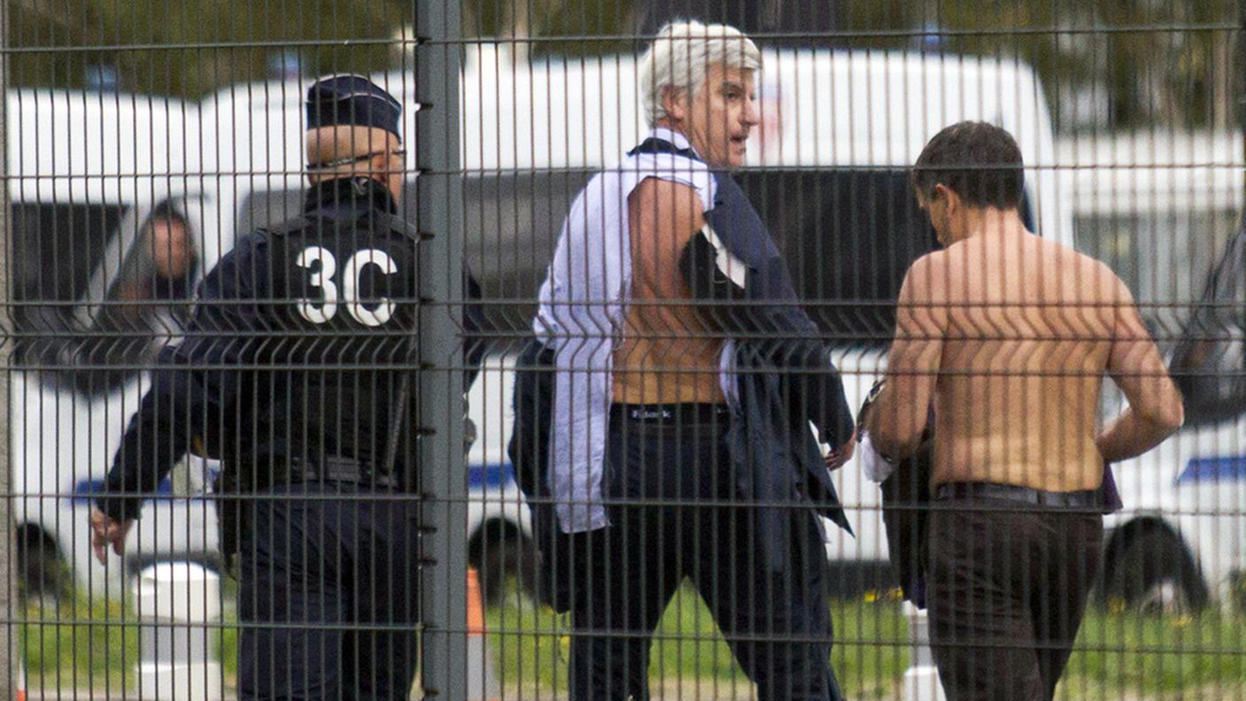 I due dirigenti di Air France scampati alla furia dei dipendenti il 5 ottobre