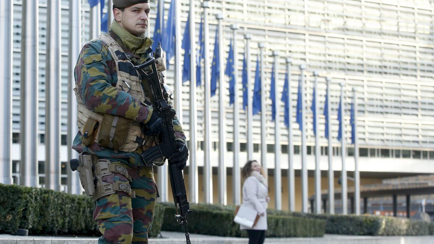 Istituzioni europee presidiate ma aperte
