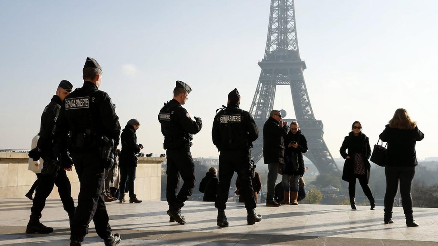 Allerta massima a Parigi