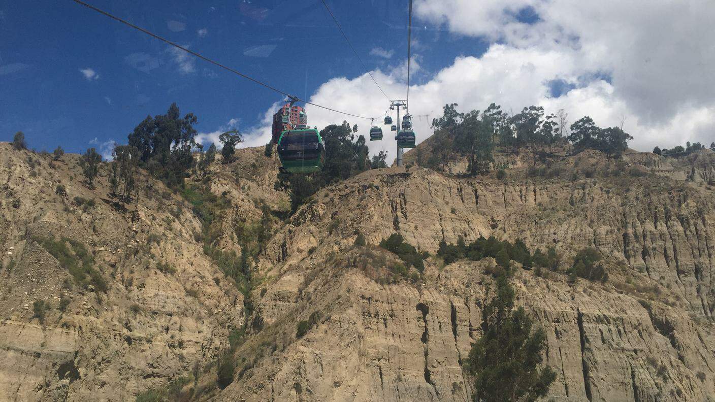 Un mezzo rapido per scalare le montagne vicine a La Paz