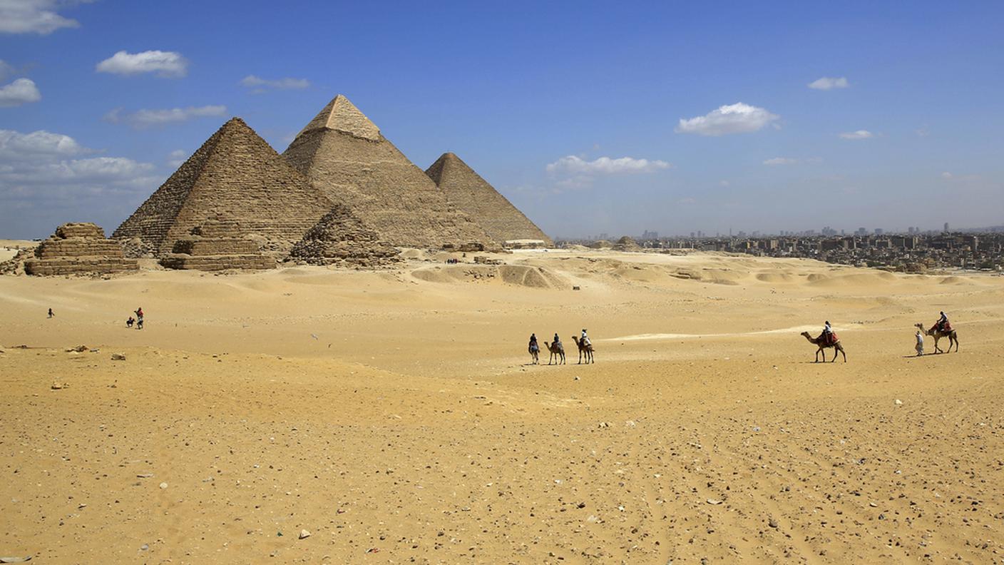 Le piramidi di Giza