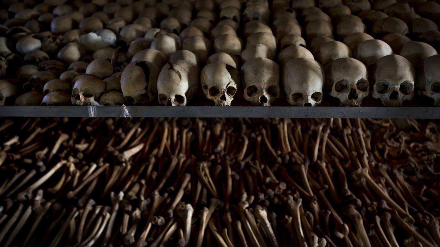 Tra l'aprile e il luglio 1994 vennero ammazzate almeno 800'000 persone, in prevalenza tutsi