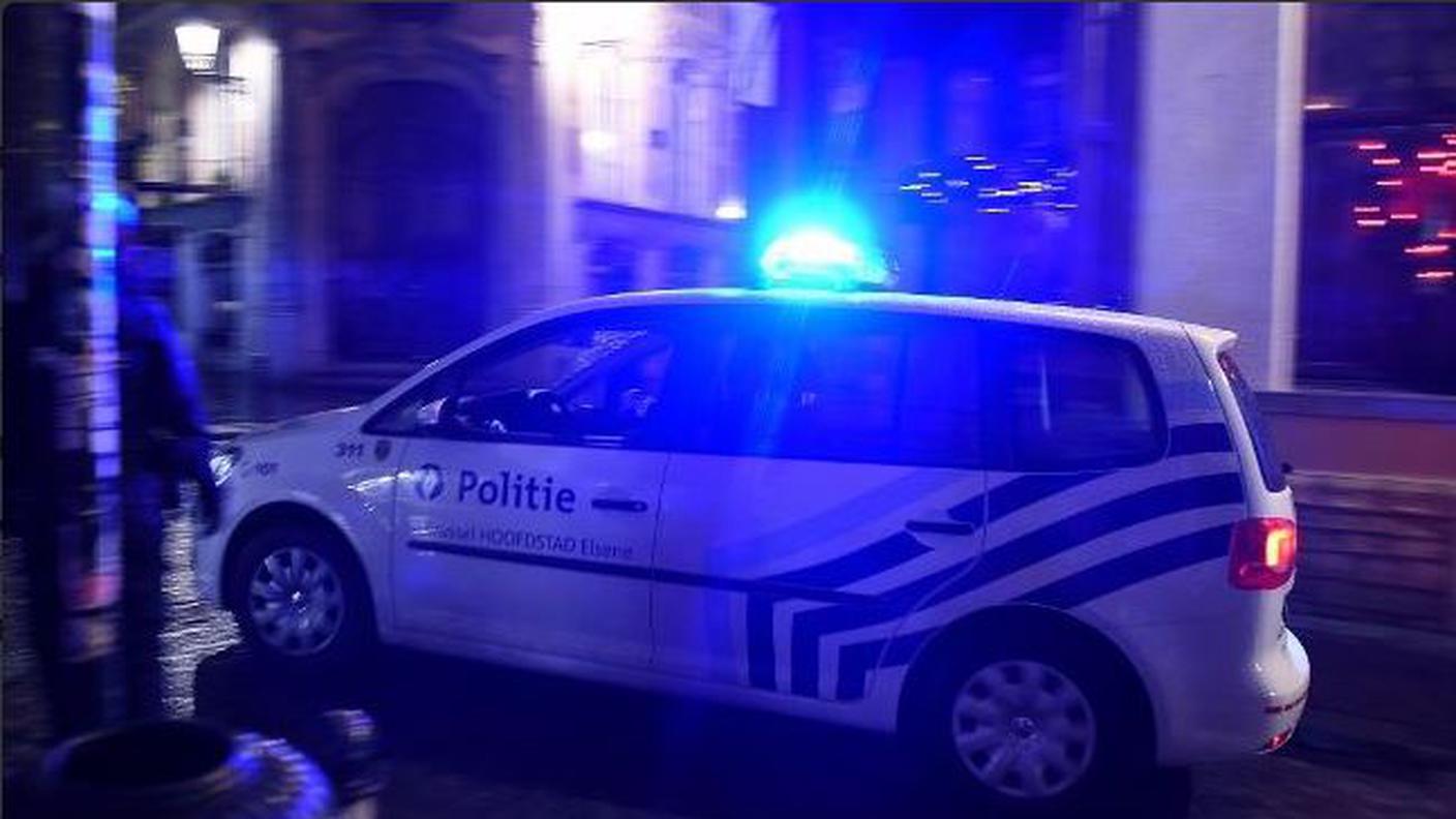 Gli agenti hanno fermato 6 persone, ma ne hanno rilasciate 4
