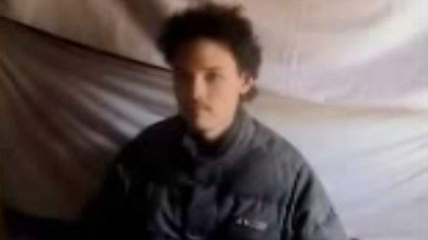 Colin Rutherford in un'immagine del video diffuso dai talebani