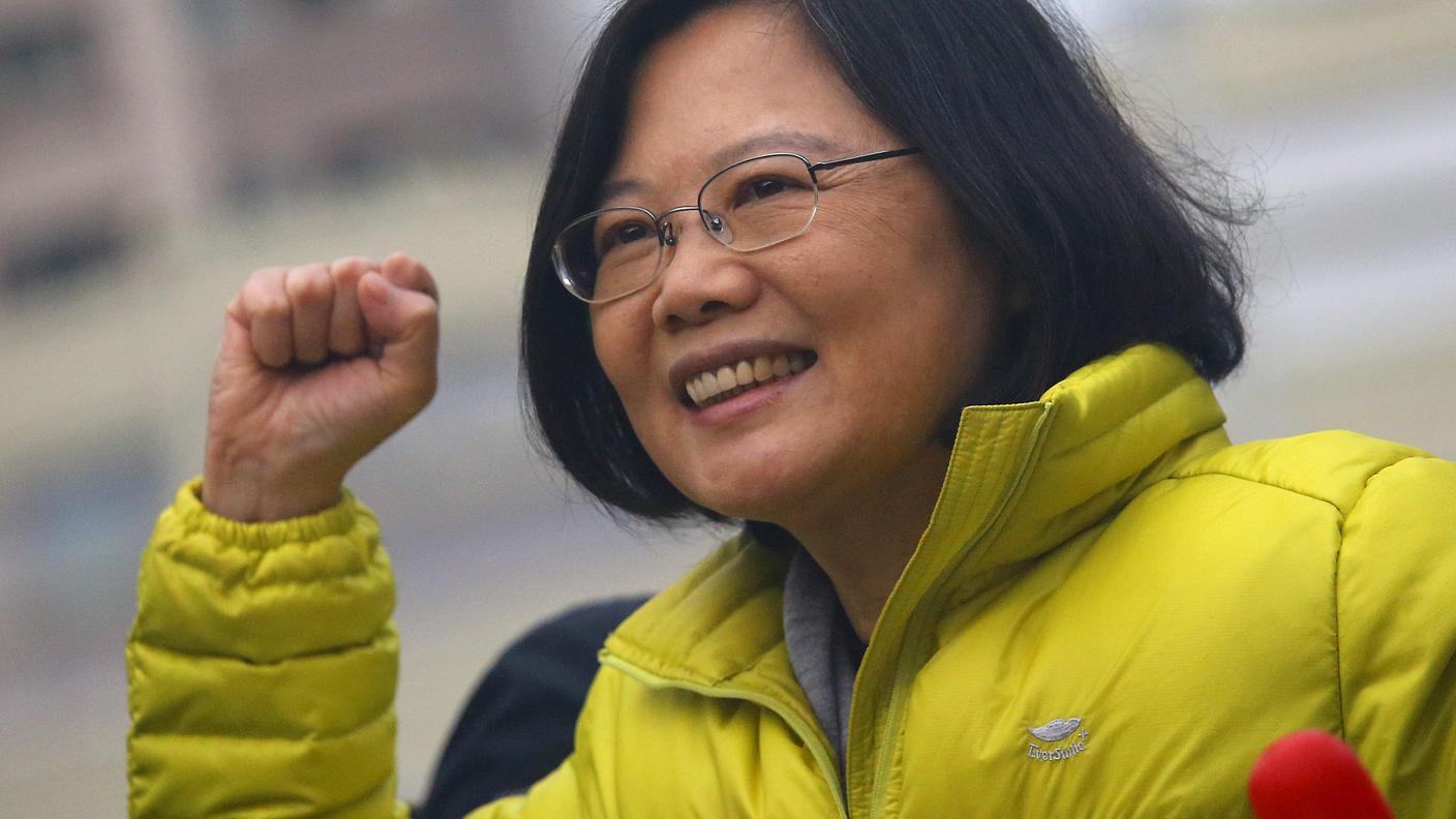 Tsai Ing-wen durante un comizio