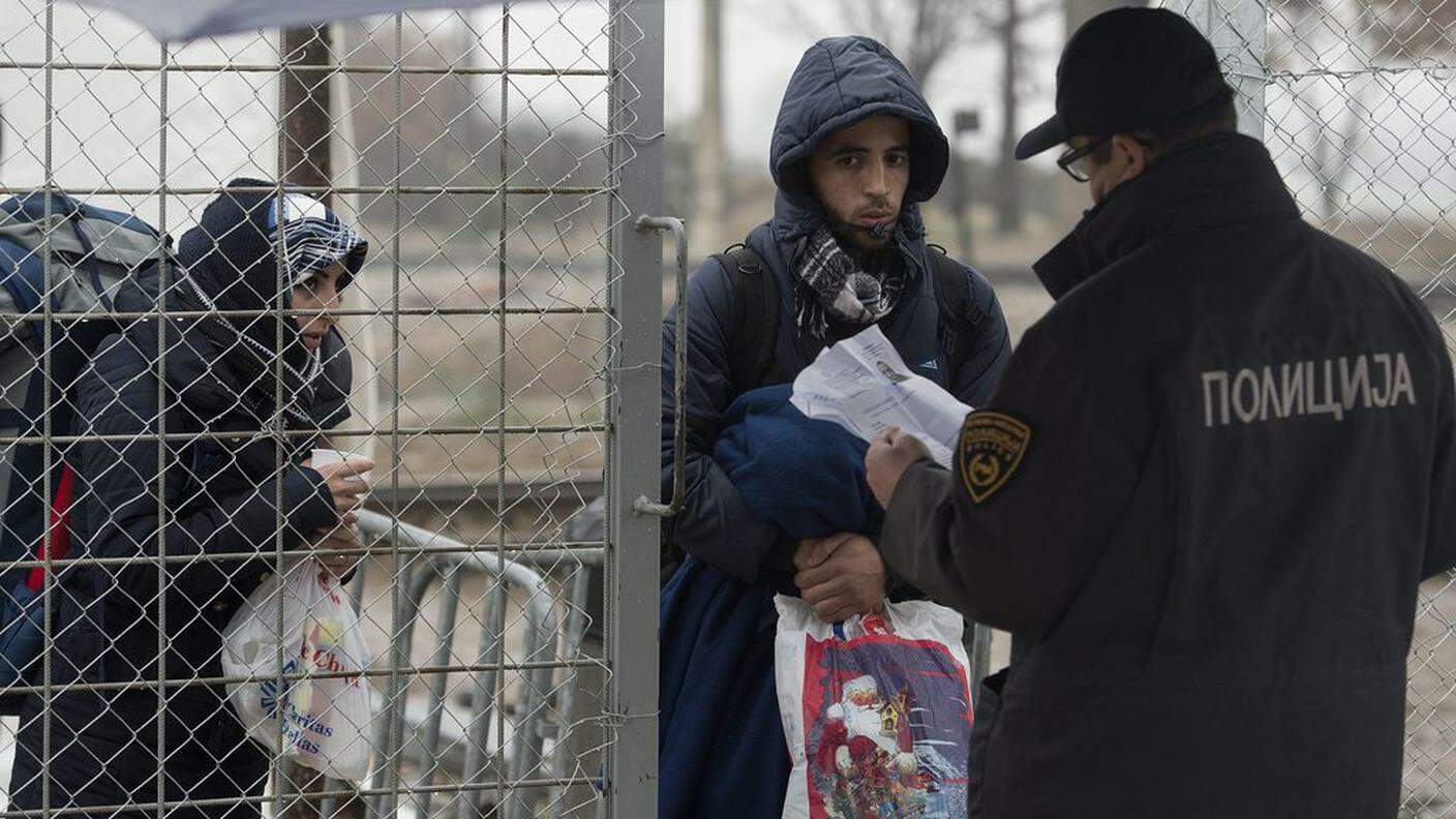 Piano UE per frenare il flusso di profughi tra Grecia e Macedonia