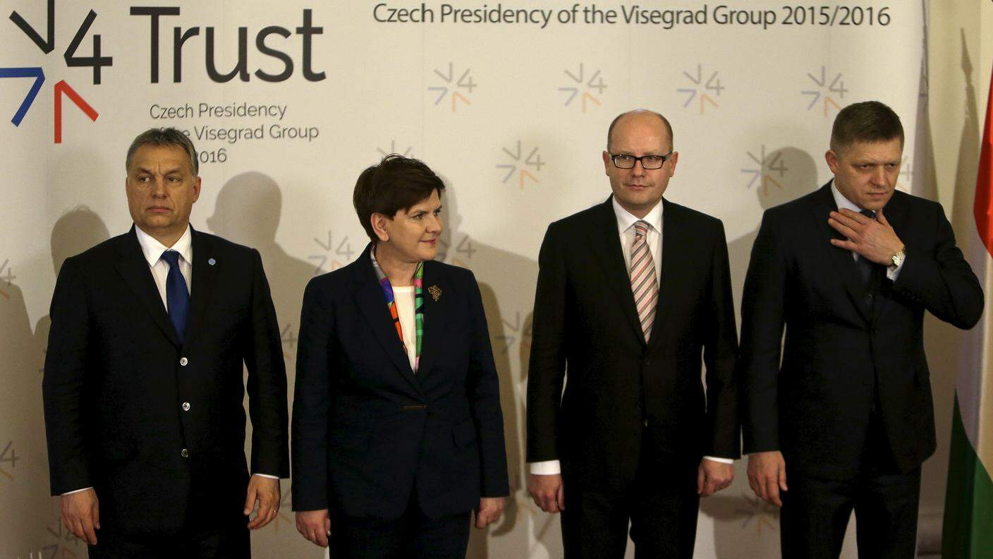 I premier di Ungheria, Polonia, Cechia e Slovacchia riuniti a Praga