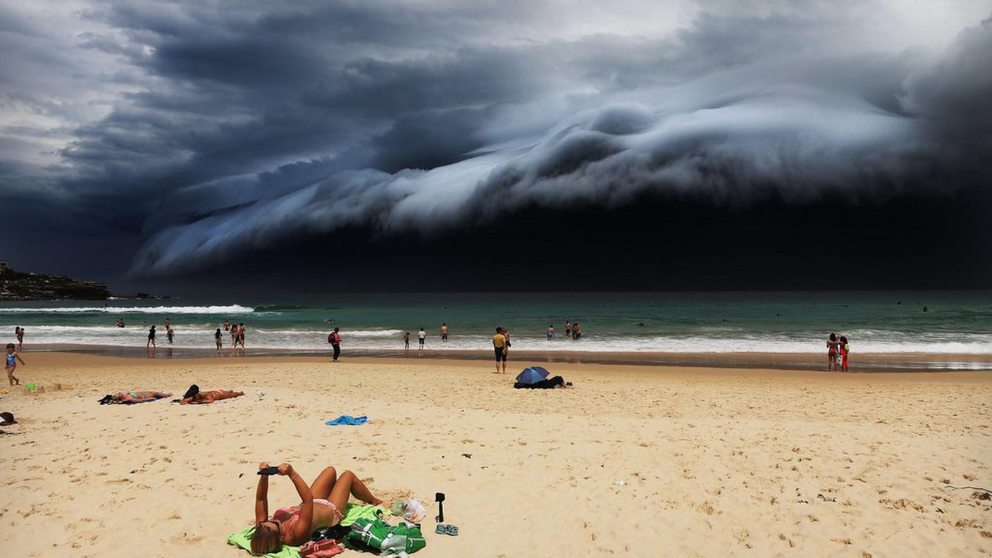 La tempesta a Bondi Beach, primo premio nella categoria natura, di Rohan Kelly