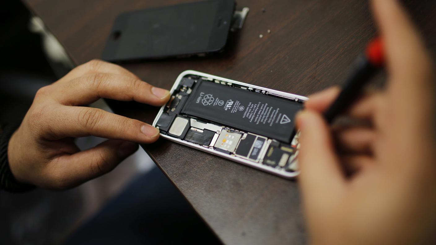 Se Apple concede quanto preteso da Washington, i rischi sono rilevanti