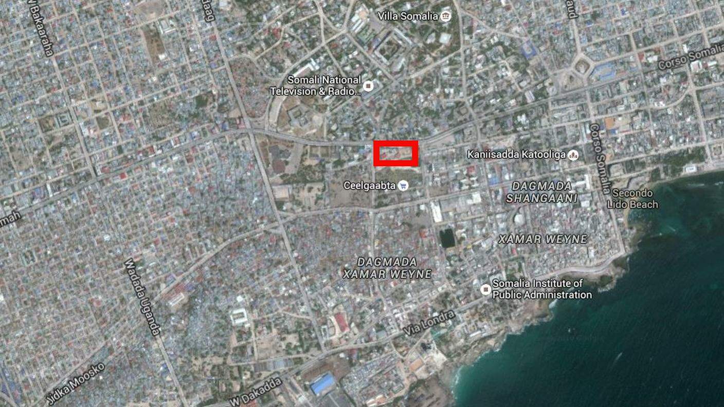 I terroristi hanno attaccato l'hotel nell'area super presidiata del centro città