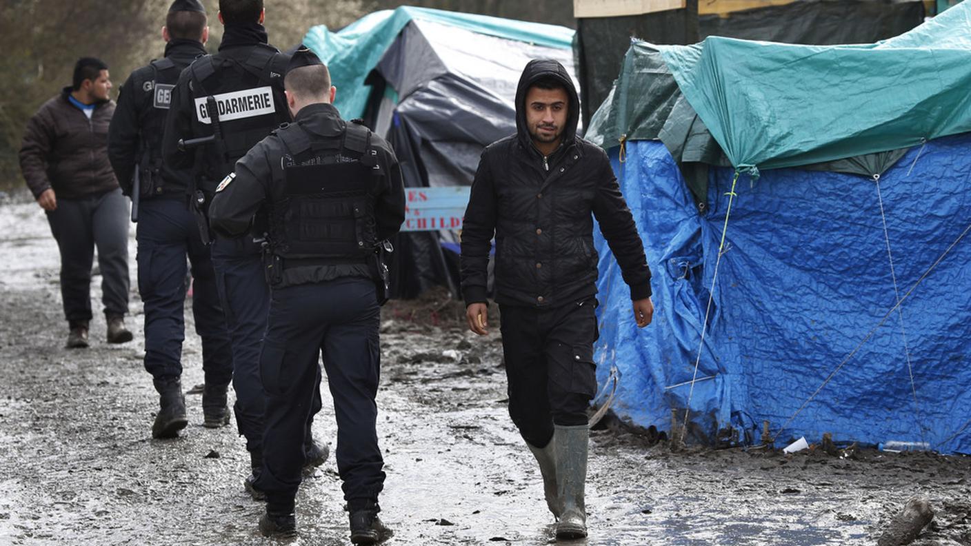 Si stima siano 4'000 le persone accampate nella tendopoli