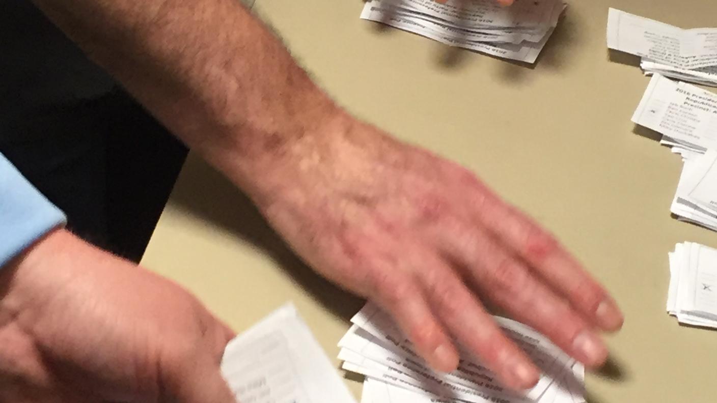 Conti alla mano: lo spoglio delle schede in Iowa, nei cosiddetti caucus, le assemblee popolari con cui si vota in alcuni Stati