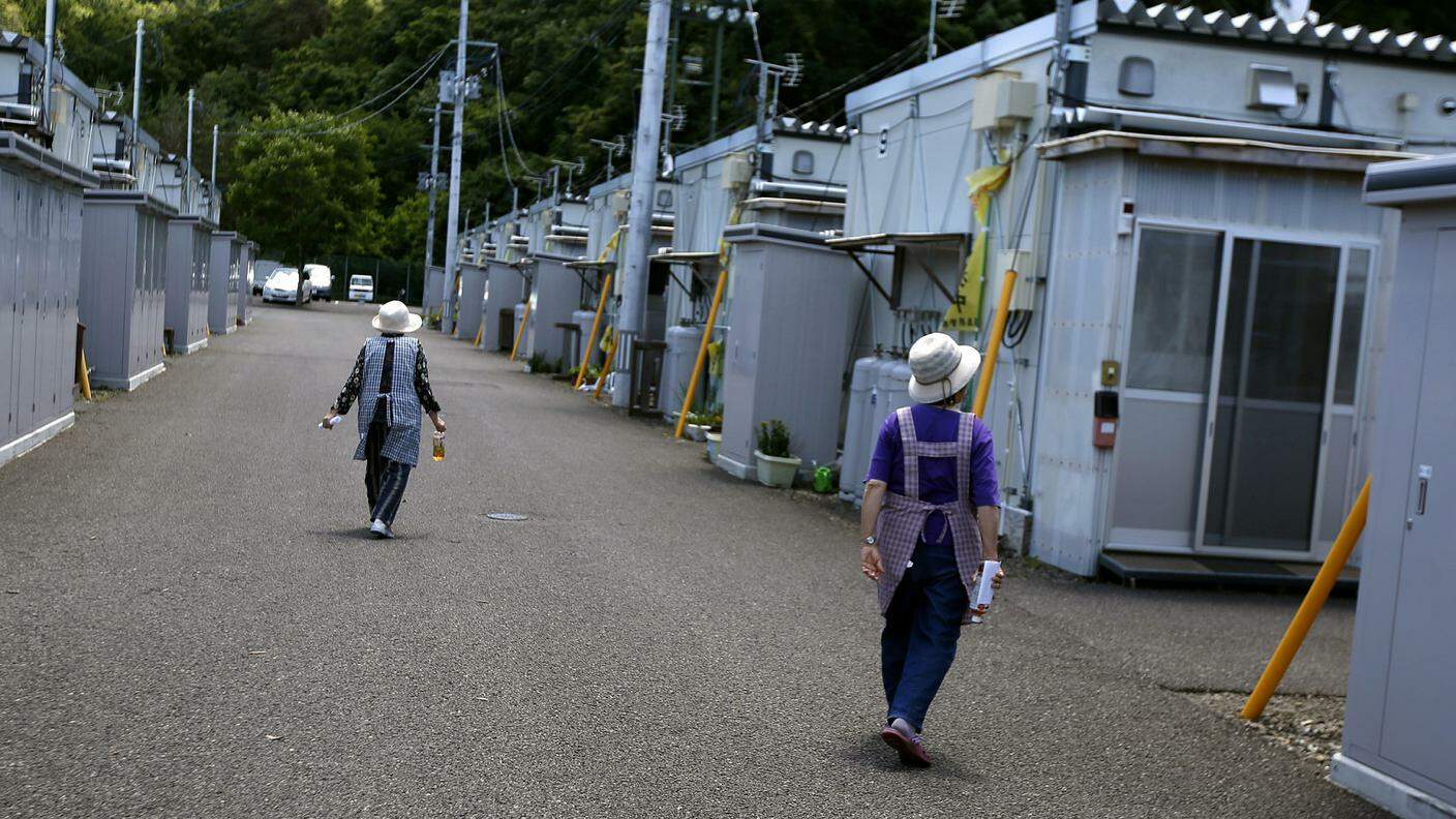 I villaggi di prefabbricati dove vivono gli sfollati di Fukushima