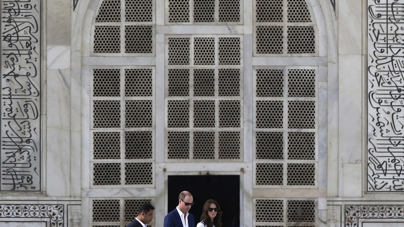 Il duca e la duchessa di Cambridge sabato al Taj Mahal