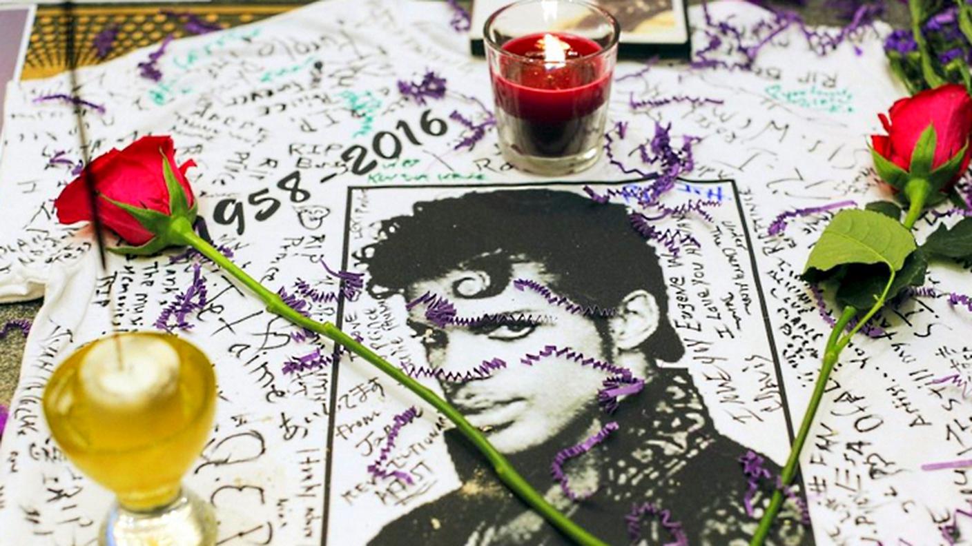 Omaggi da tutto il mondo, immagine del 21 aprile 2016
