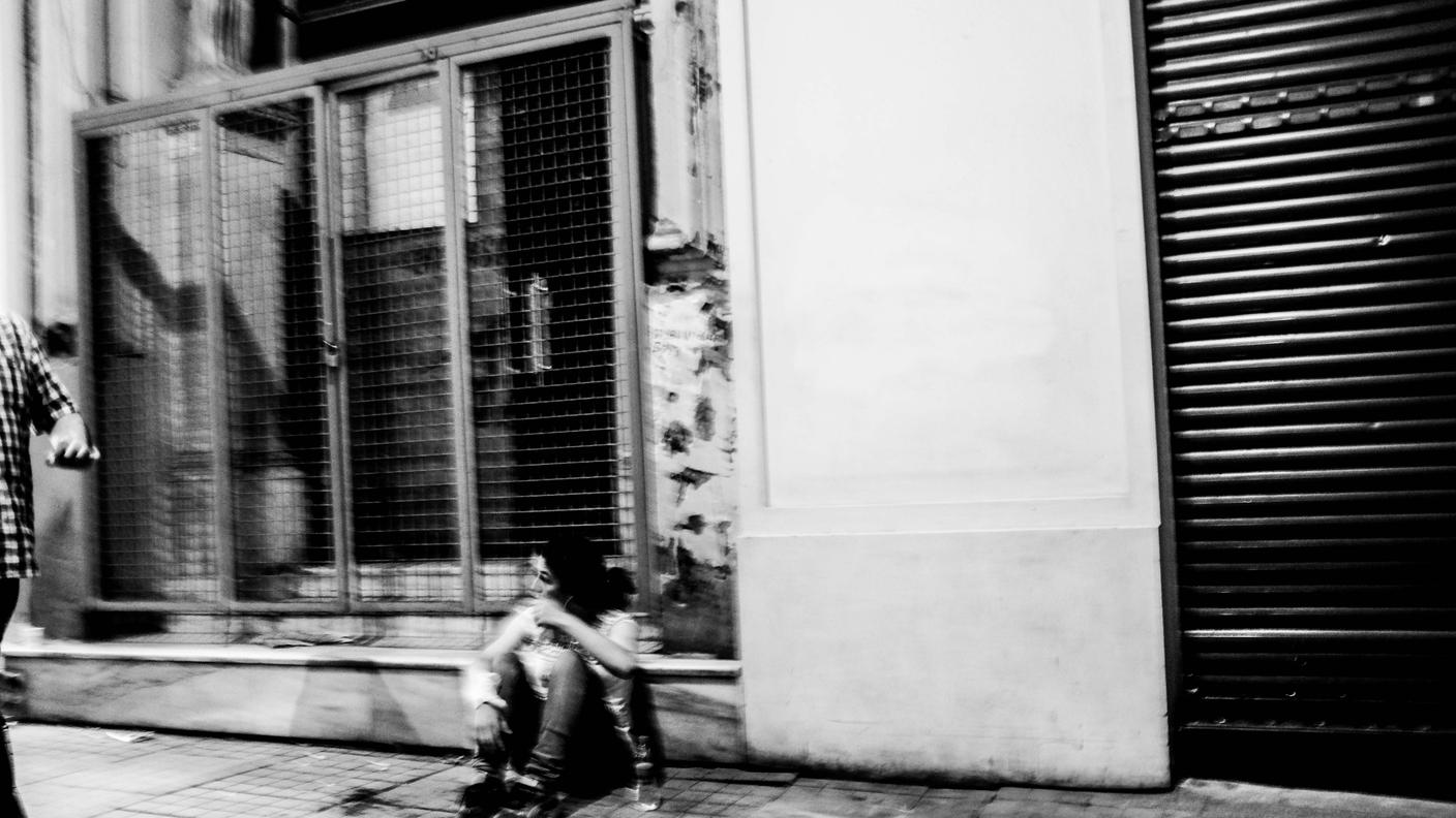 Piccoli mendicanti nelle strade di Istanbul