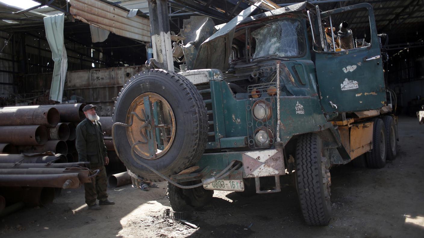 Un'immagine scattata a Gaza City nel luogo che sarebbe stato colpito dall'esercito israeliano