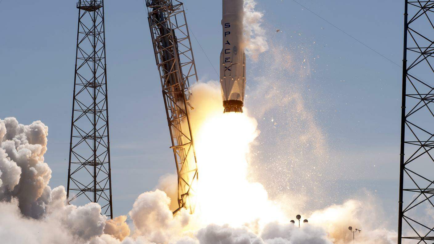 Il lancio di un Falcon-9
