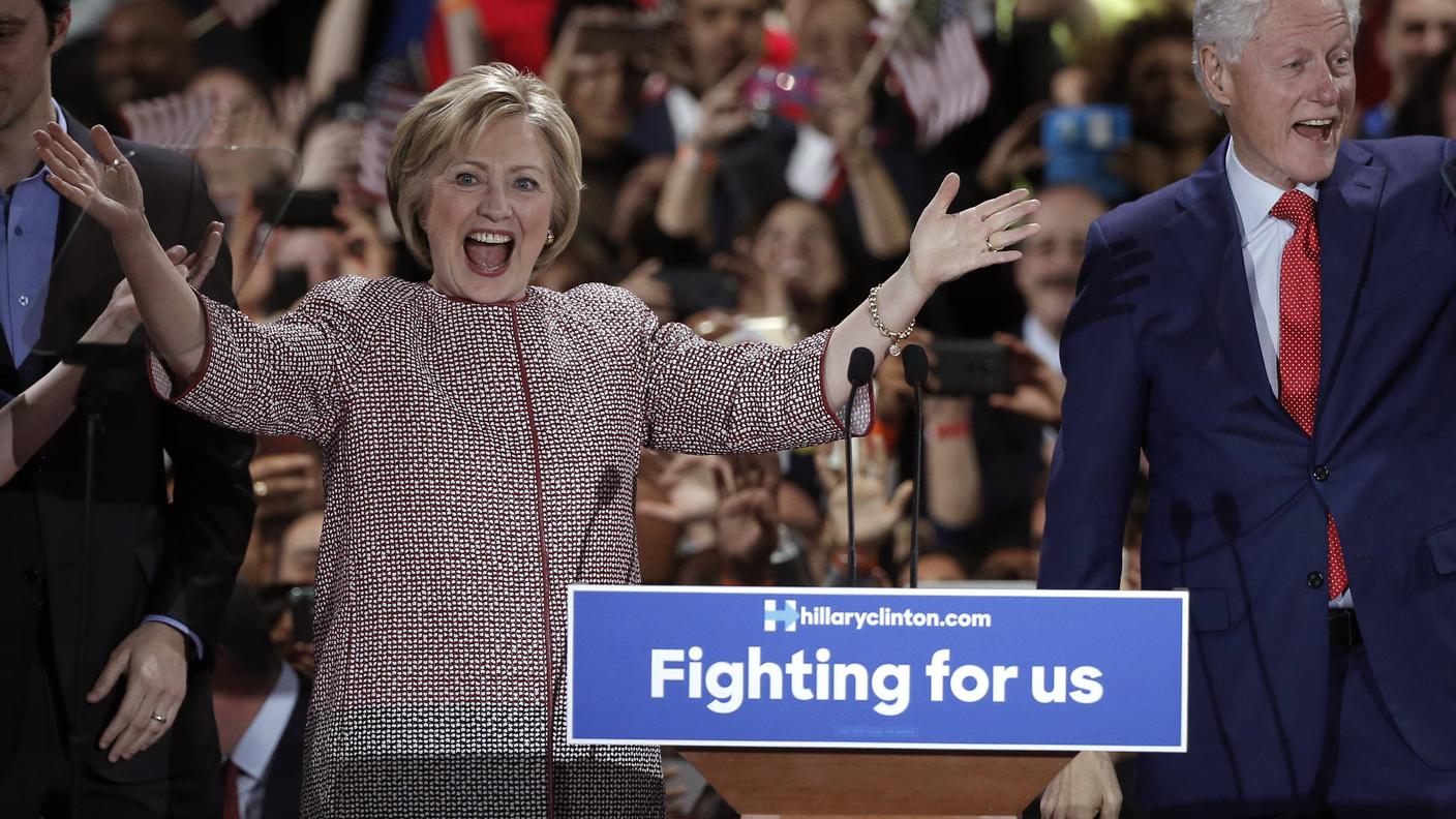 Hillary e Bill Clinton stanno già preparando il terreno per Washington