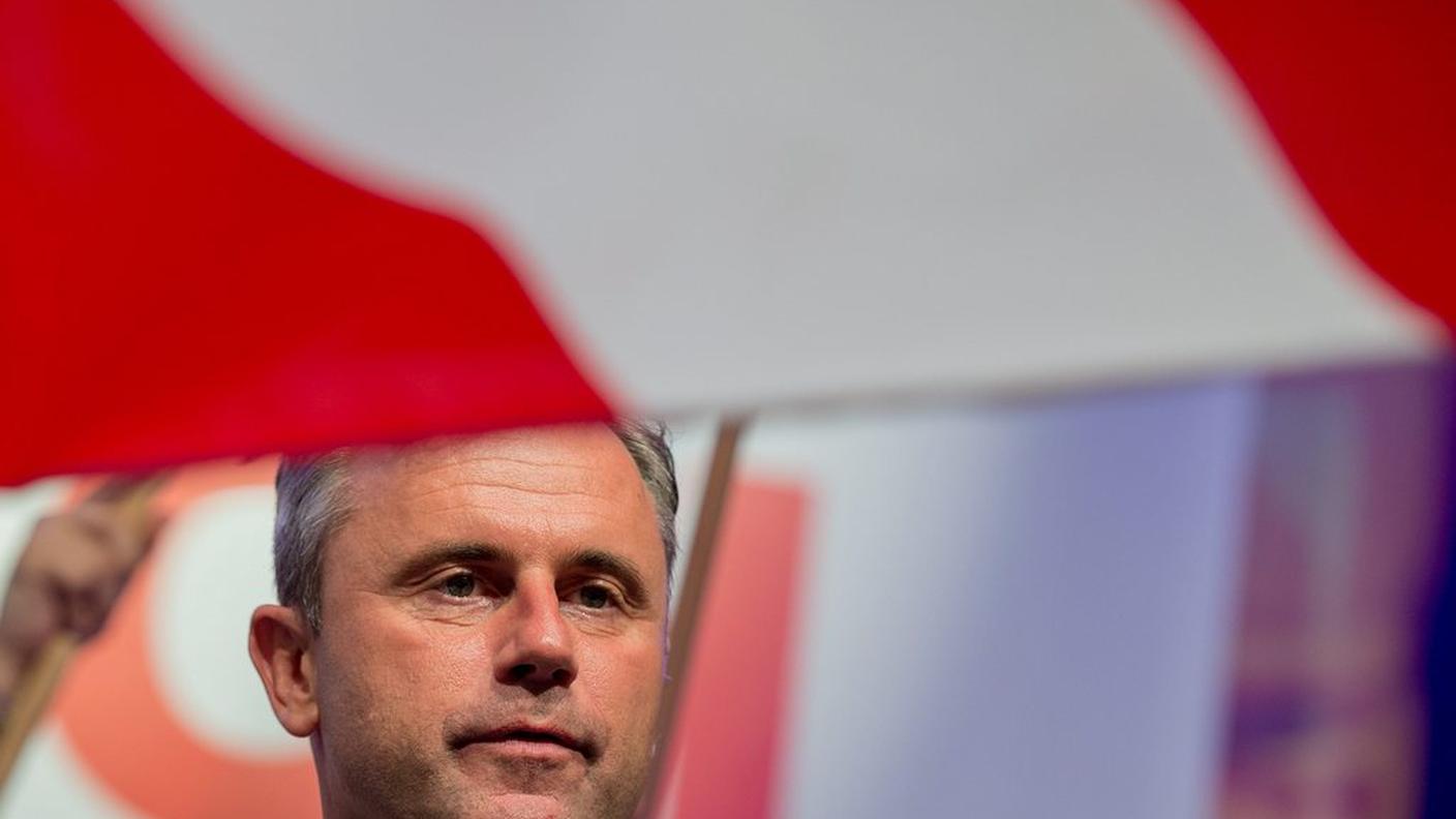 Il candidato della Destra sconfitto di misura