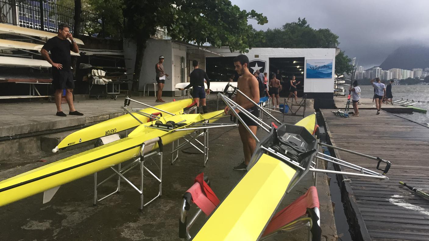 Remo Botafogo, prima di entrare in acqua