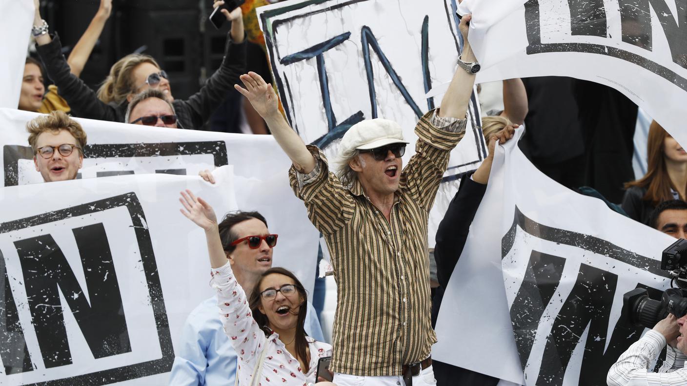 Bob Geldof si è opposto con una sola barca ai 35 pescherecci degli euroscettici