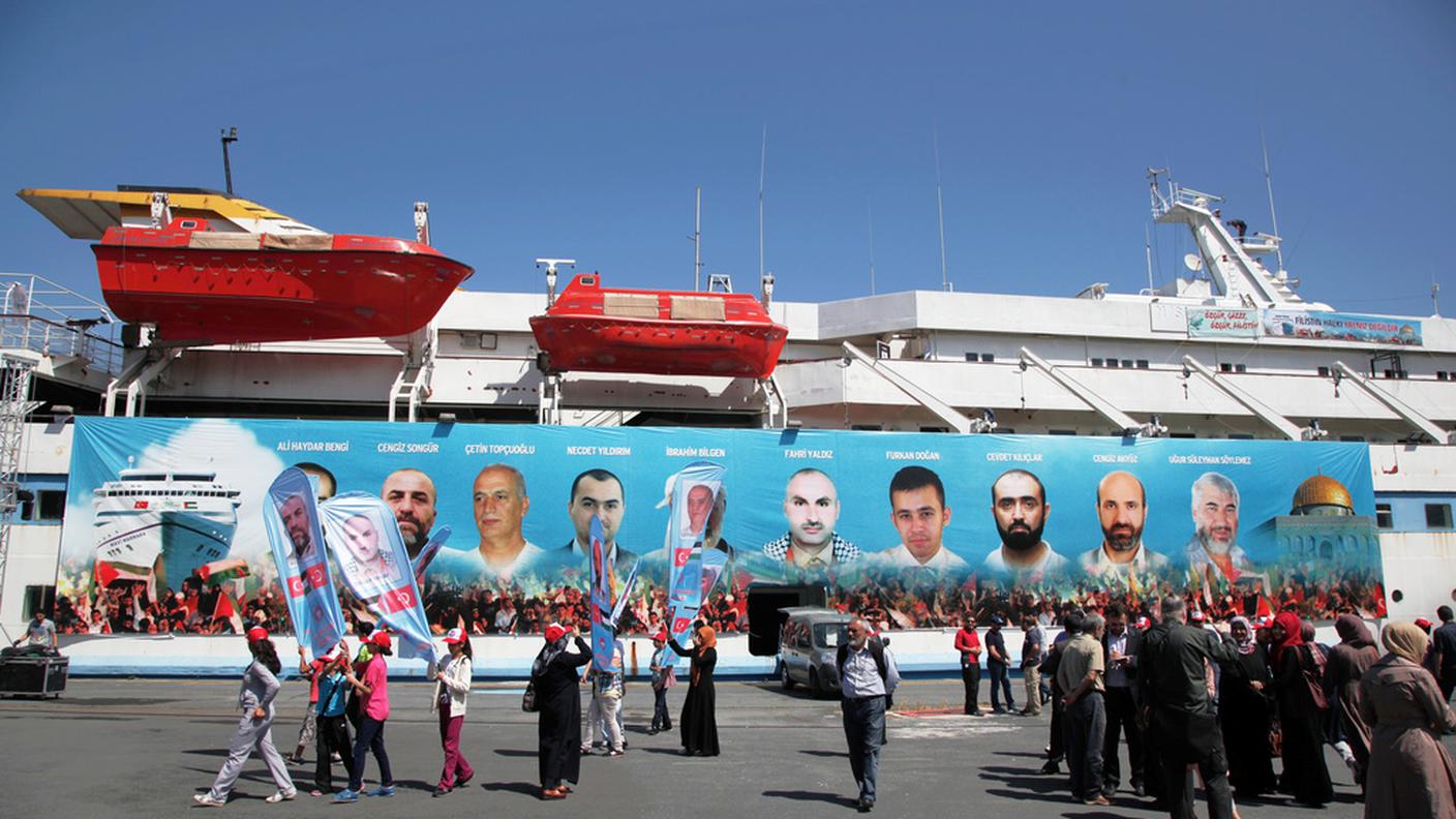 La Mavi Marmara - a Istanbul nel 2014 nella foto - in Turchia è diventata meta di pellegrinaggio
