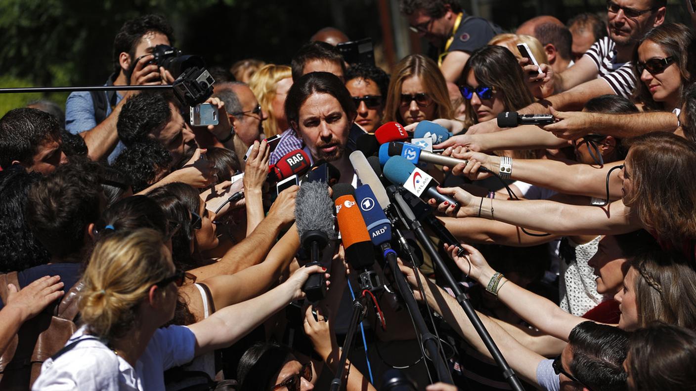 Iglesias, un leader al centro dell'attenzione politica
