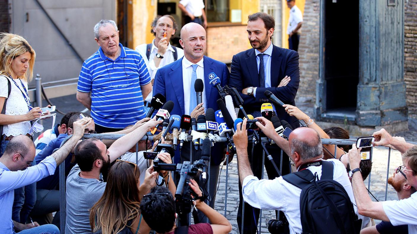 Emiliano Fittipaldi (a destra) e Gianluigi Nuzzi (a sinistra), prosciolti