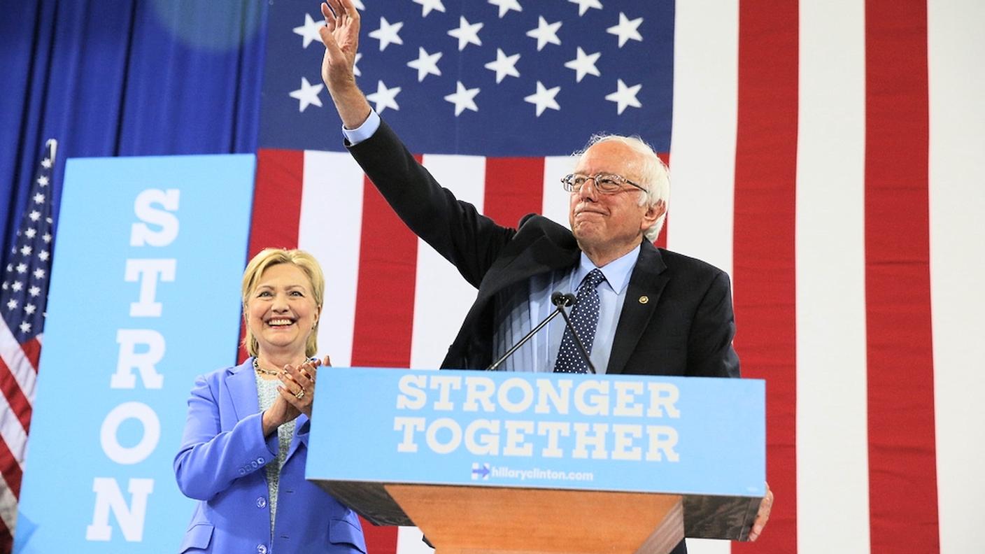 Hillary Clinton e Bernie Sanders