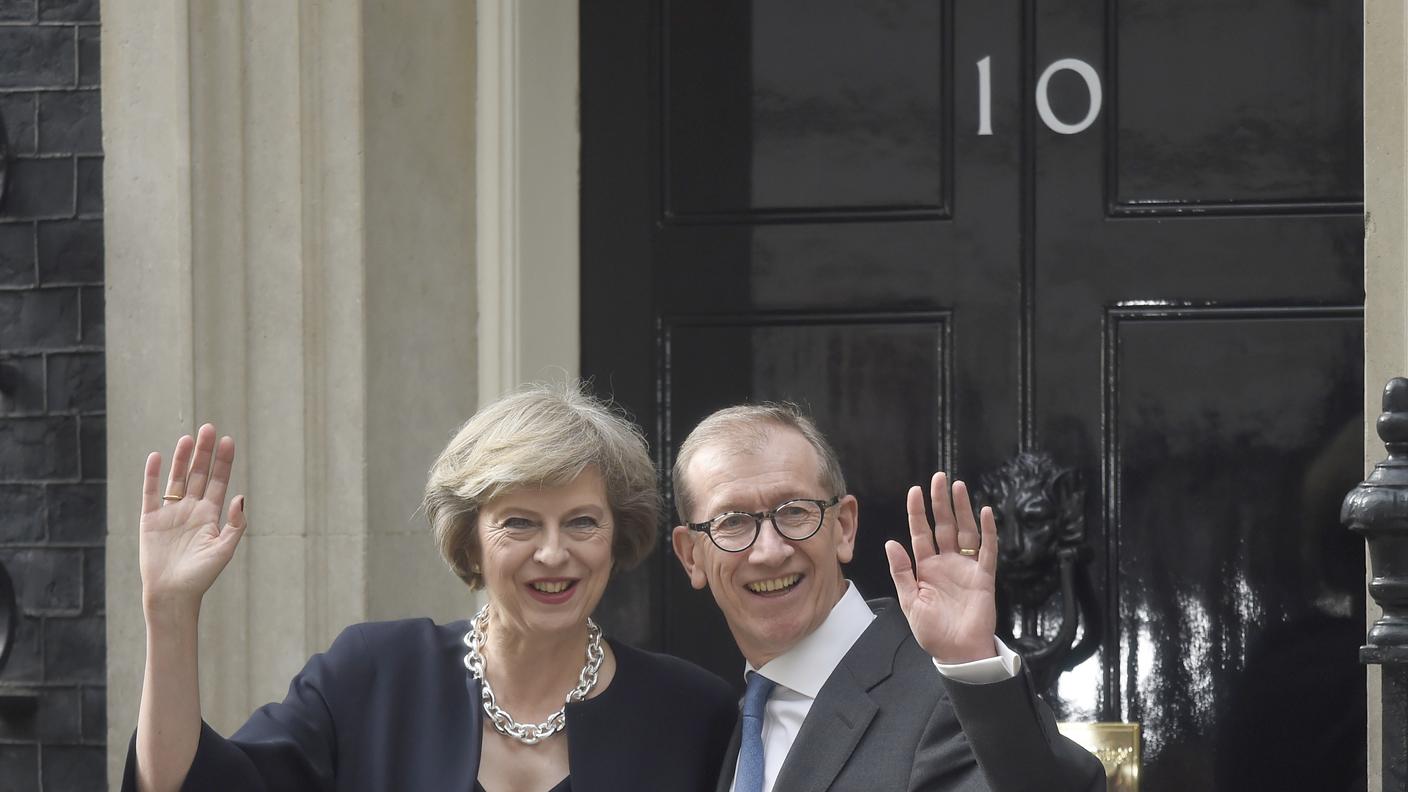 Theresa May e suo marito Philip, nuovi inquilini al numero 10