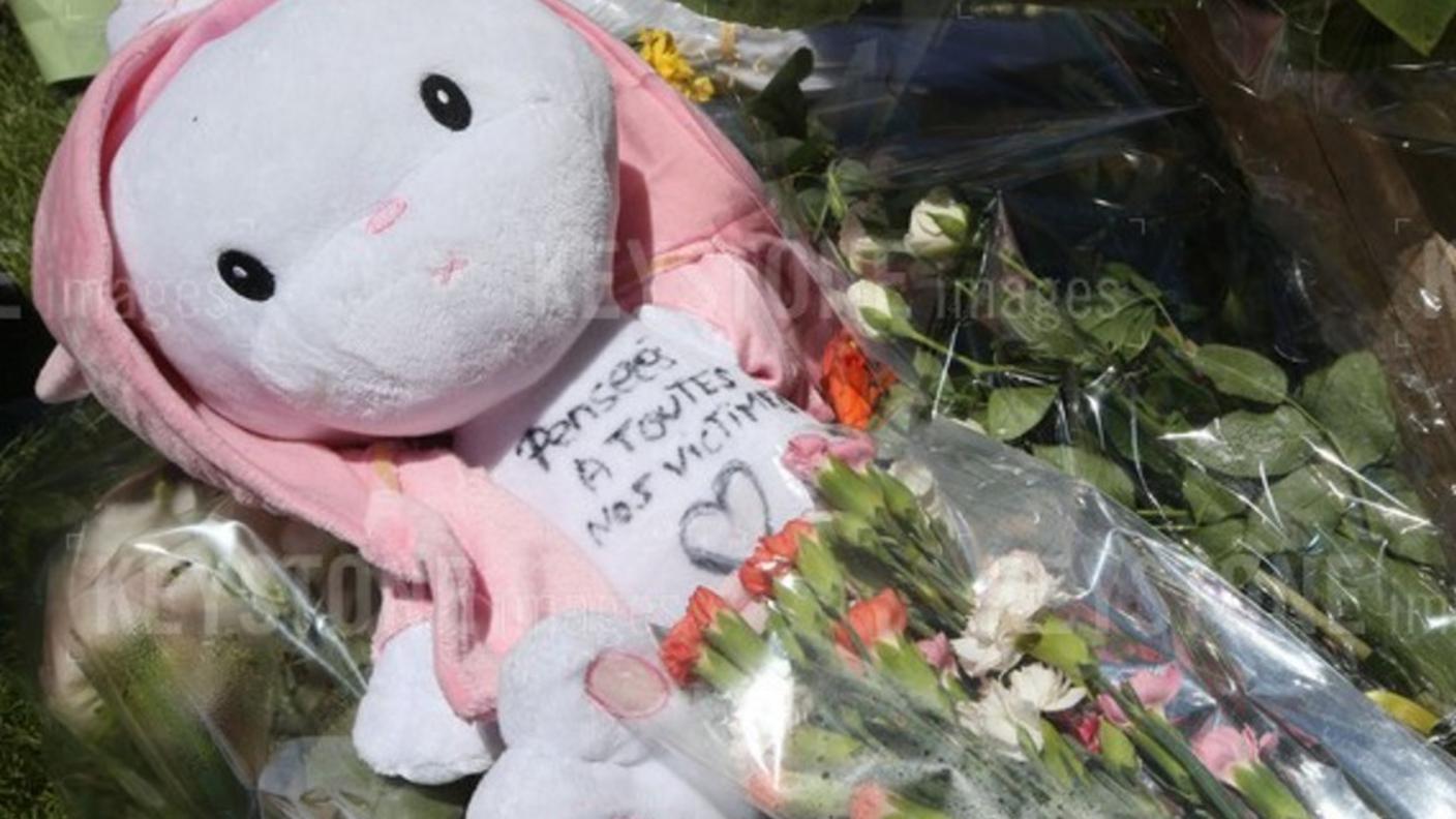 Un ricordo per le vittime della strage di Nizza