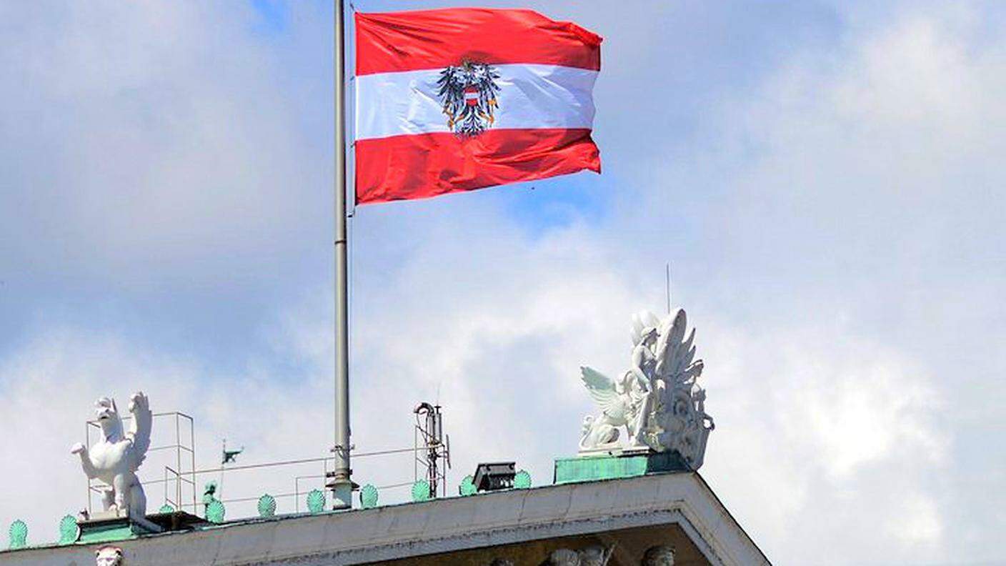 Vienna: anche il Parlamento austriaco partecipa al lutto