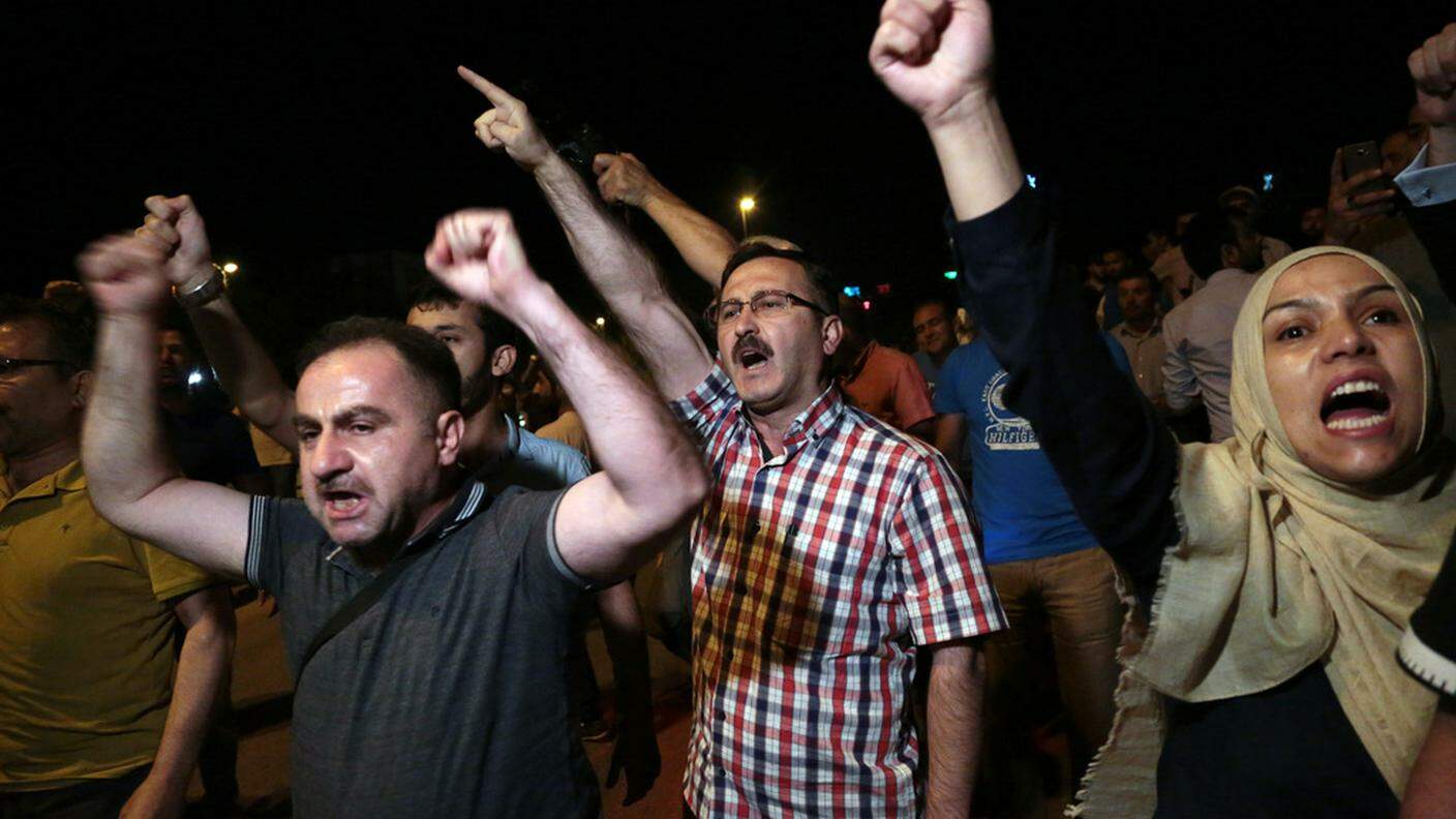 La protesta della popolazione di Ankara