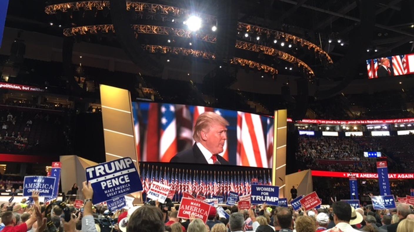 Trump accetta la candidatura repubblicana 
