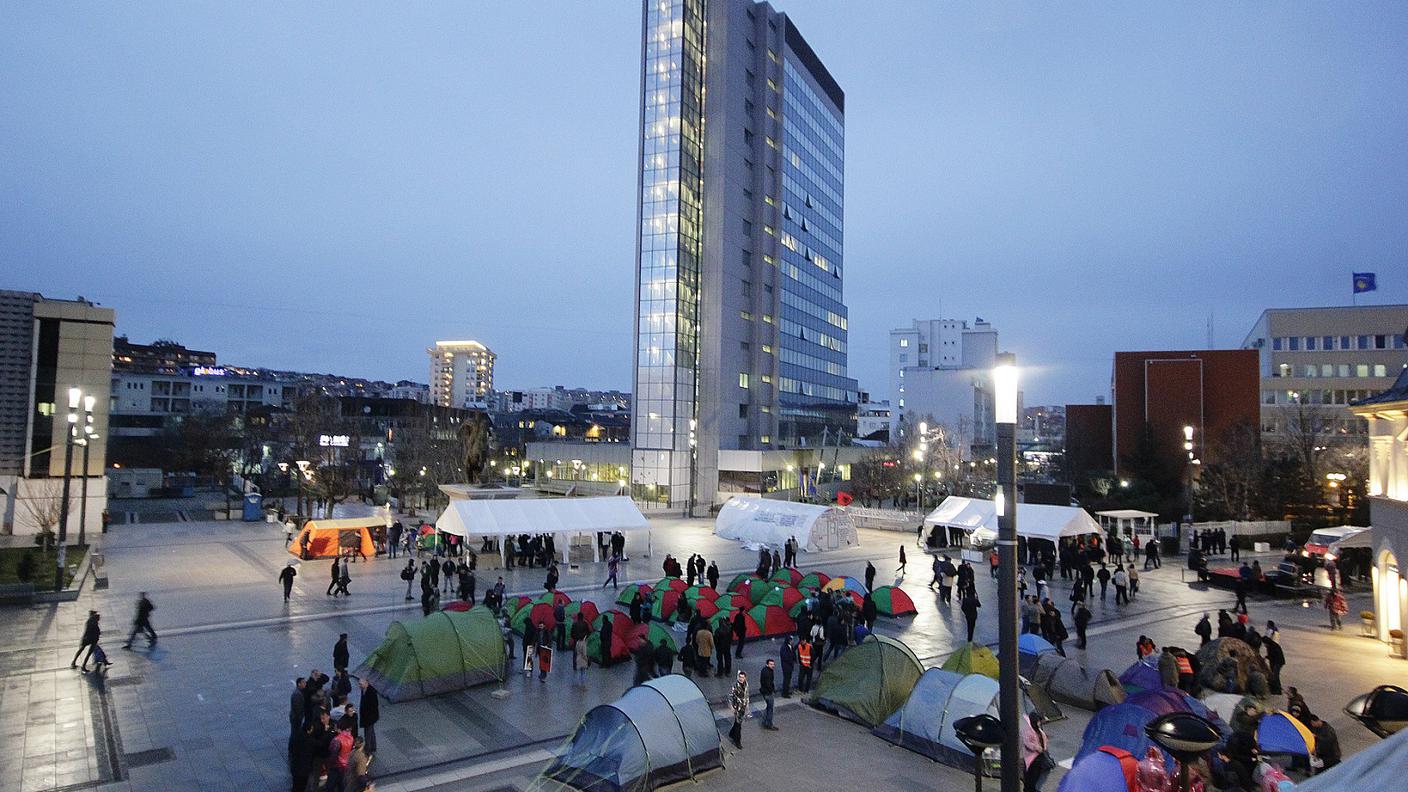 Il centro di Pristina è stato teatro di una sparatoria durante la Beerfest locale