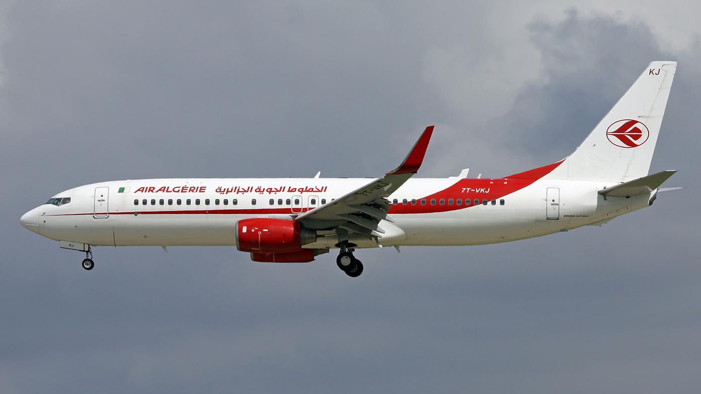 Il Boeing 737 è rientrato ad Algeri
