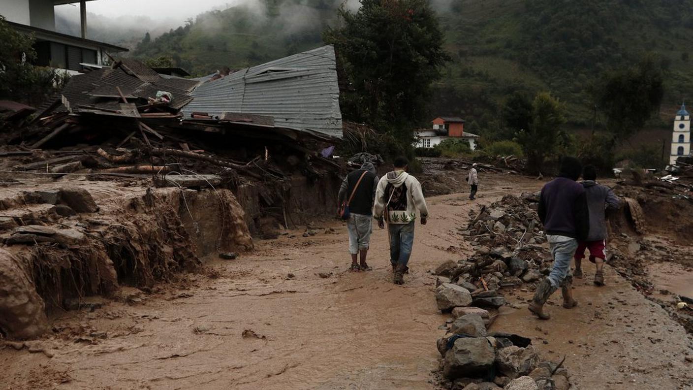 Ingenti danni causati dal passaggio di Earl