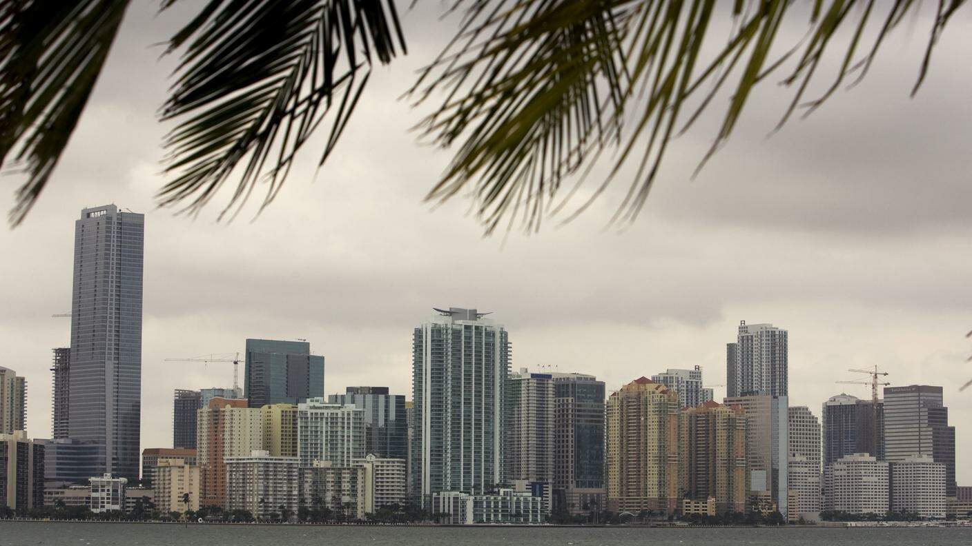 Lo skyline di Miami per ora è off limits per le donne in gravidanza
