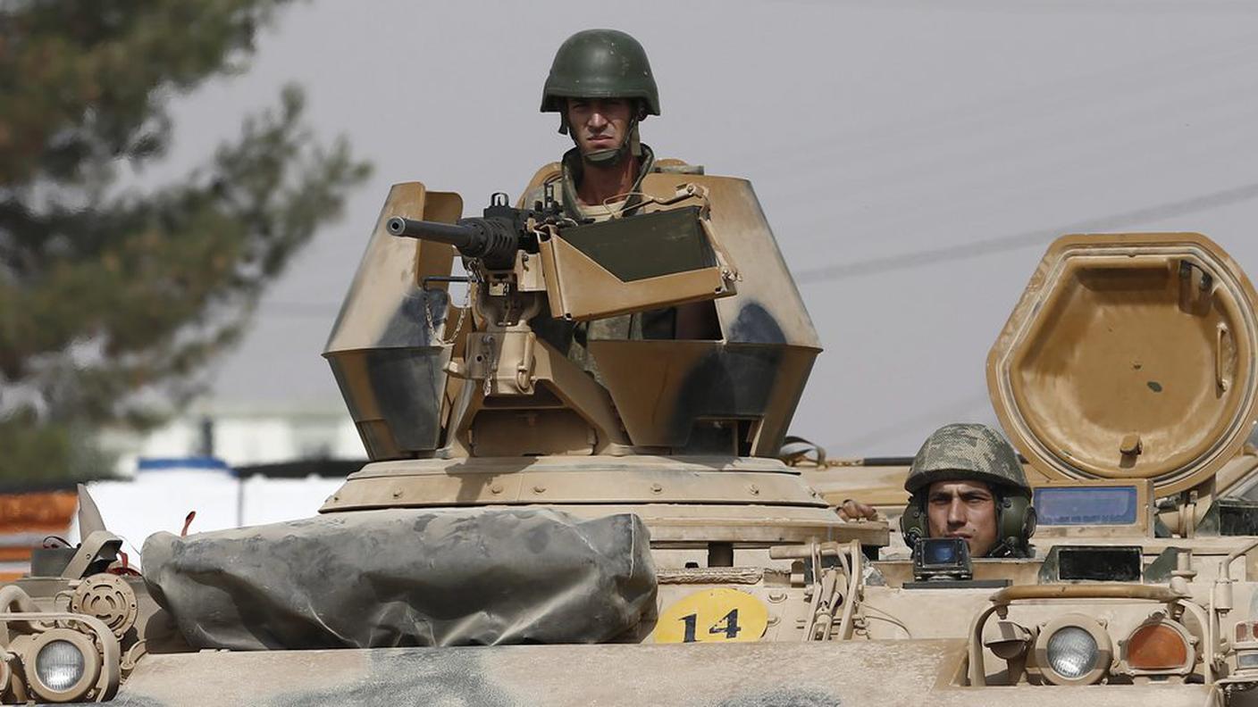 Altri tank turchi entrano in Siria
